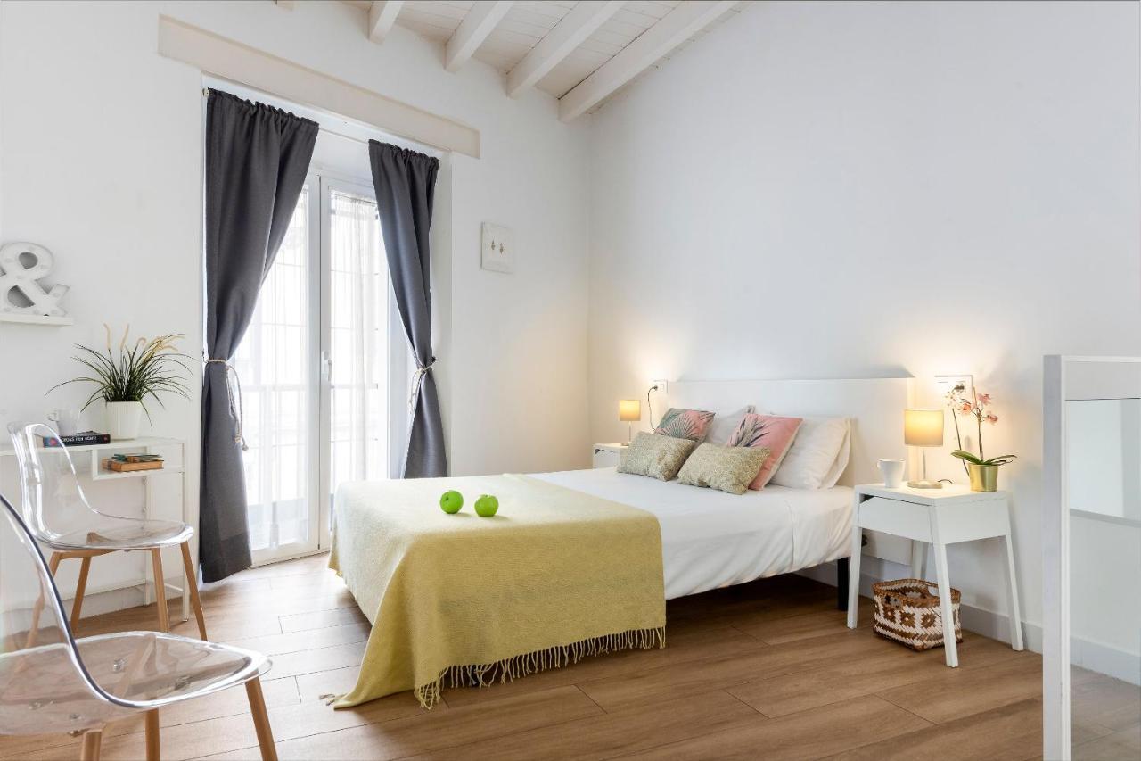Hsh Suites Santa Catalina Sevilla Buitenkant foto